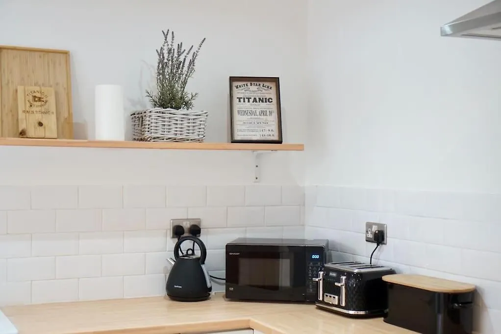 Holiday home The Blue House On The Wall Southampton United Kingdom